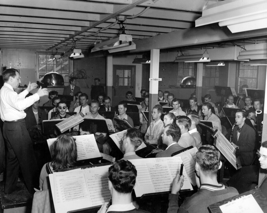 Concert_Band_Clarence_Sawhill_1949