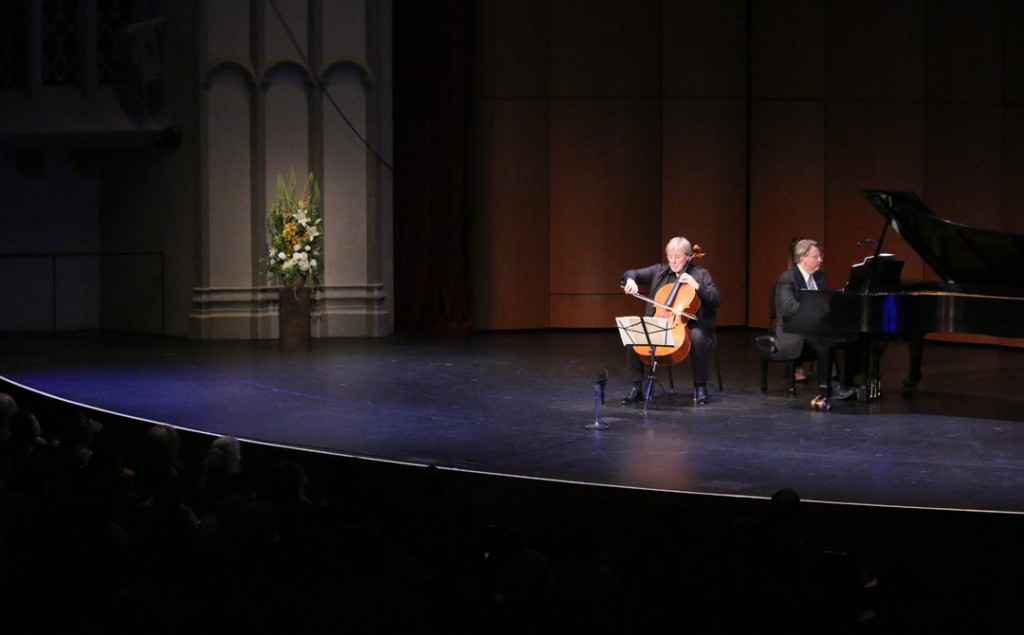 Cellist Frans Helmerson performs in an Evening Recital with USC Thornton faculty member Kevin Fitz-Gerald in this May 16th photo from USC’s Bovard Auditorium. (Photo by Daniel Anderson/USC)