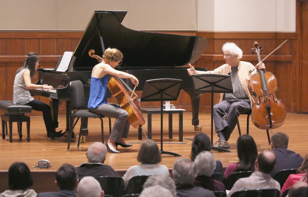 May19_MasterClass_LaurenceLesser_06_crDanielAndersonUSC_Full.jpg Cellist Laurence Lesser led a master class at the Piatigorsky International Cello Festival on May 19. (Photo by Daniel Anderson/USC)