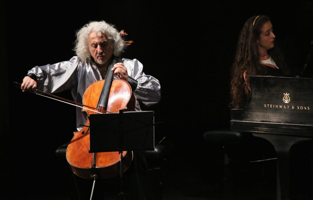 The second half of the May 20th Evening Recital featured cellist Mischa Maisky with pianist Lily Maisky. (Photo by Daniel Anderson/USC)