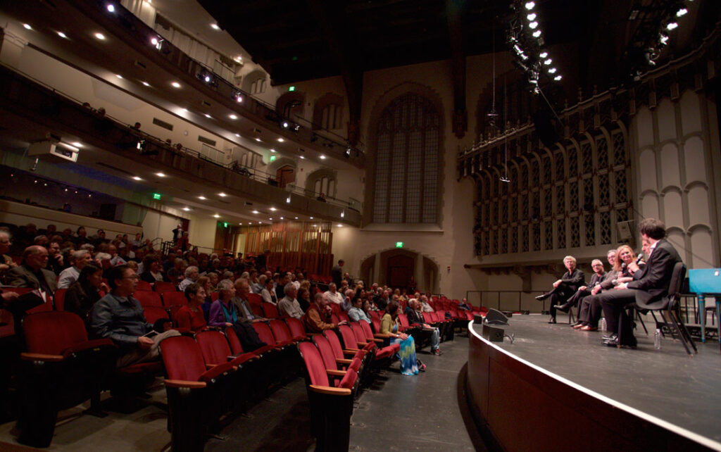 Following the May 21st Baroque Conversations concert with the Los Angeles Chamber Orchestra, soloists Jean-Guihen Queyras, Colin Carr, Thomas Demenga, and Giovanni Sollima, along with Festival artistic director Ralph Kirshbaum and LACO concertmaster Margaret Batjer, presented a “Q&A” session. (Photo by Dario Griffin/USC)