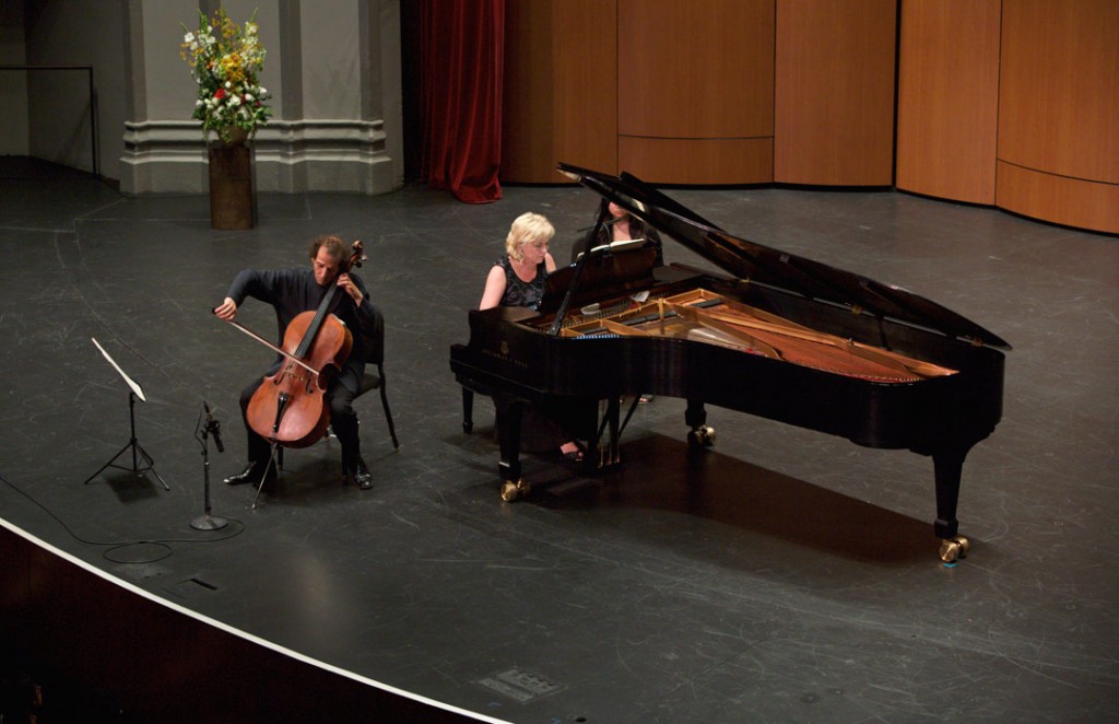 On May 22, the Piatigorsky International Cello Festival closed with a concert featuring cellist Colin Carr and pianist Bernadine Blaha performing Beethoven’s Sonata in A Major, Op. 69. (Photo by Dario Griffin/USC)