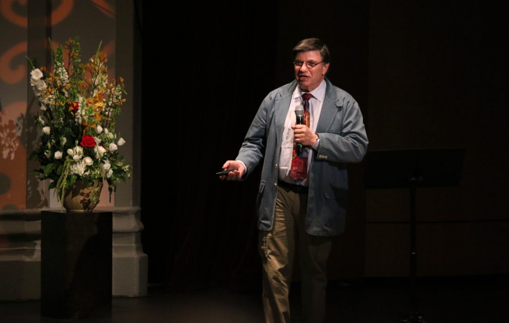 Cellist Jeffrey Solow presented a lecture, “Don’t Be an Urtext Victim” at USC’s Bovard Auditorium preceding the closing concert of the Piatigorsky International Cello Festival. (Photo by Daniel Anderson/USC)