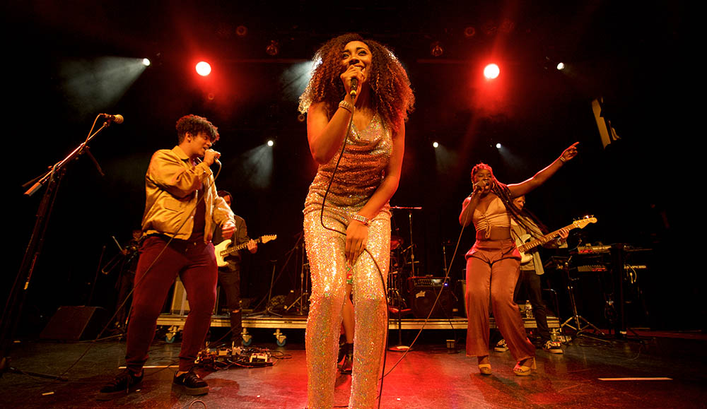 Celeste Butler (center) with Tiah Barnes and Nyallah Noah. (Photo by Dario Griffin/USC Thornton)