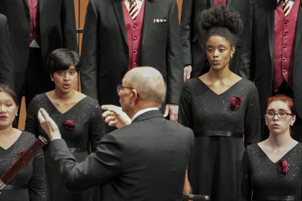 Jo-Michael Scheibe conducting the USC Thornton Chamber Singers
