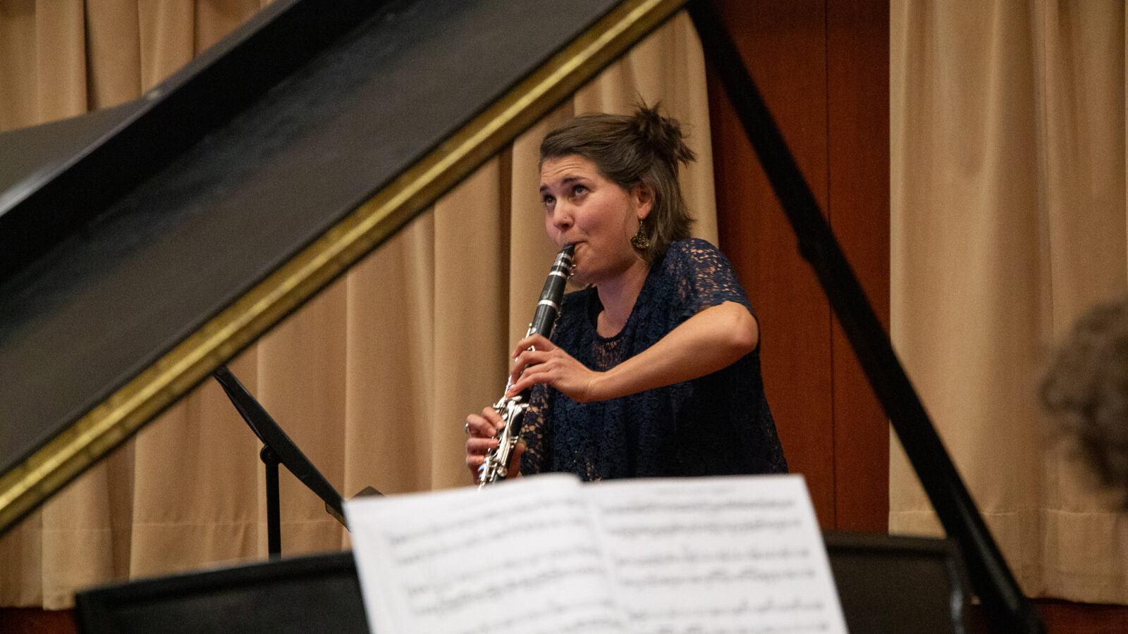 Yasmina playing clarinet 