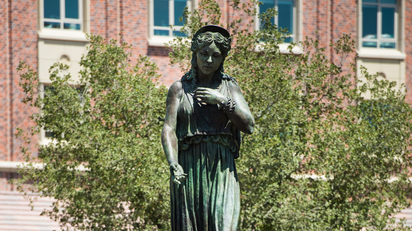 Hecuba statue on the USC campus.