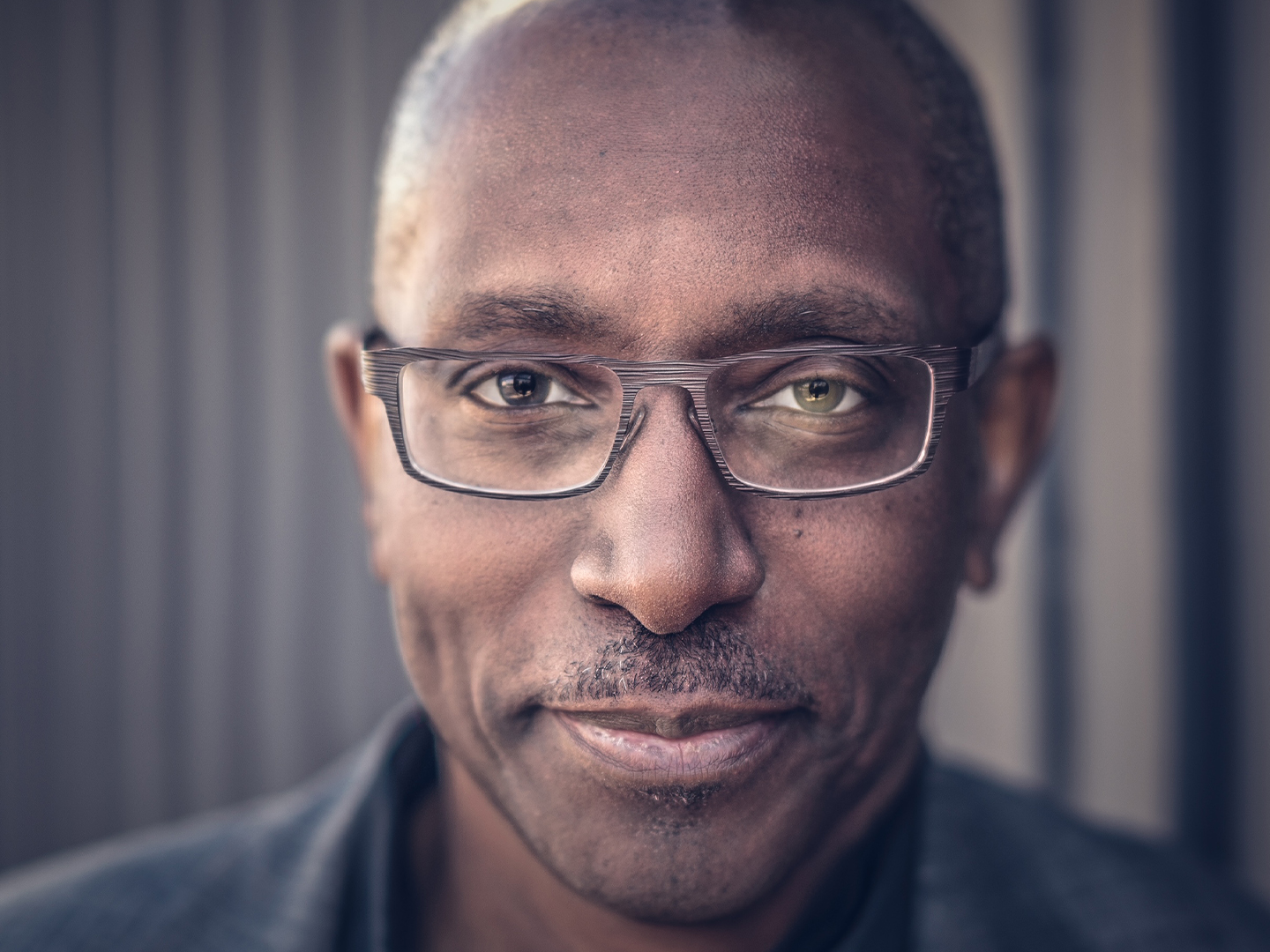 American keyboard player and vocalist Greg Phillinganes looking into the camera. 