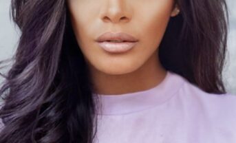 Headshot of Dawn Richards.